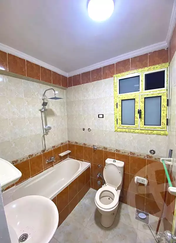 https://aqarmap.com.eg/en/listing/6834628-for-sale-alexandria-lsywf-el-falki