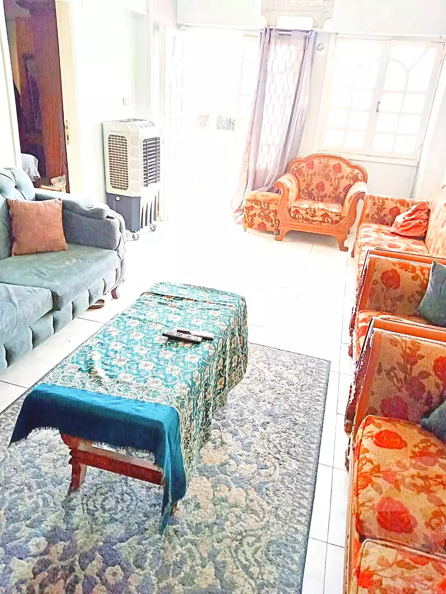 https://aqarmap.com.eg/ar/listing/6834657-for-sale-cairo-helwan-helwan-el-sharkeya-abd-el-rahman-pasha-st