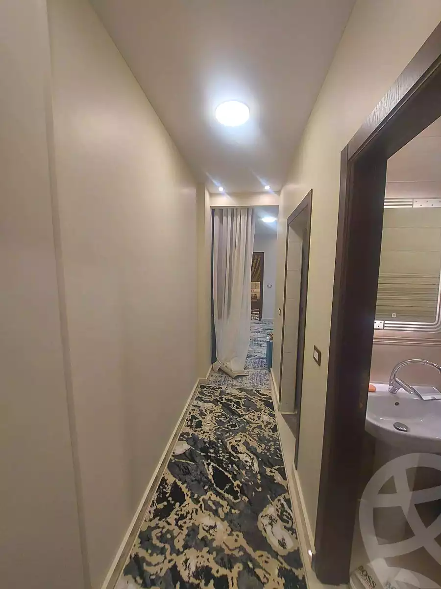 https://aqarmap.com.eg/ar/listing/6834912-for-sale-cairo-helwan-el-shareaa-el-sharby-st