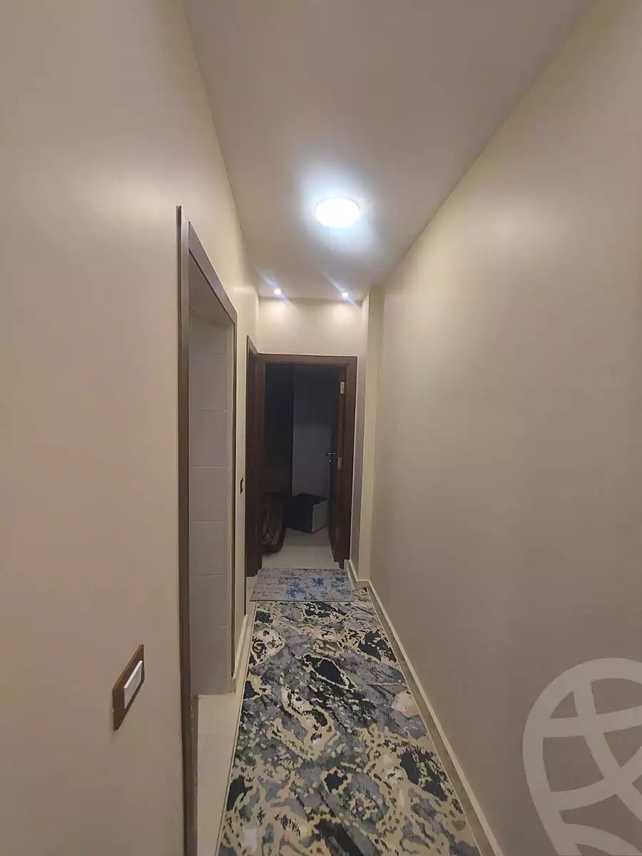 https://aqarmap.com.eg/ar/listing/6834912-for-sale-cairo-helwan-el-shareaa-el-sharby-st