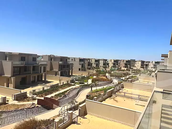 https://aqarmap.com.eg/ar/listing/6835426-for-sale-cairo-el-sheikh-zayed-city-lshykh-zyd-ljdyd-vye