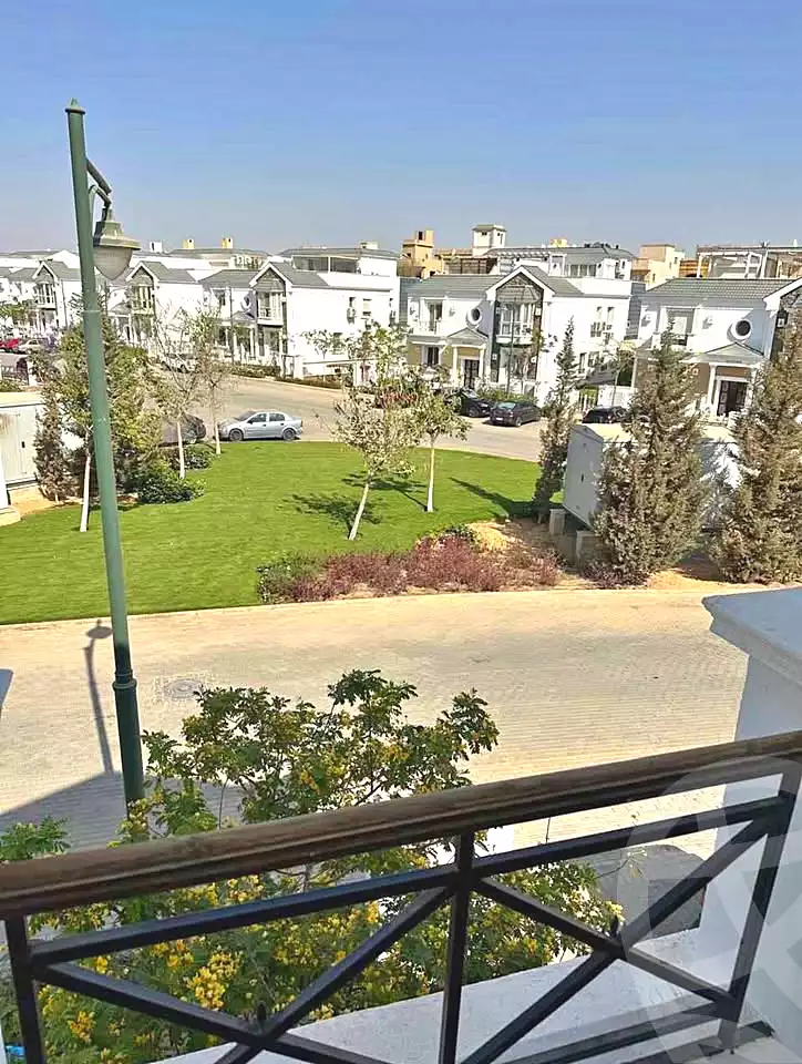https://aqarmap.com.eg/ar/listing/6835471-for-sale-cairo-el-sheikh-zayed-city-lshykh-zyd-ljdyd-vye