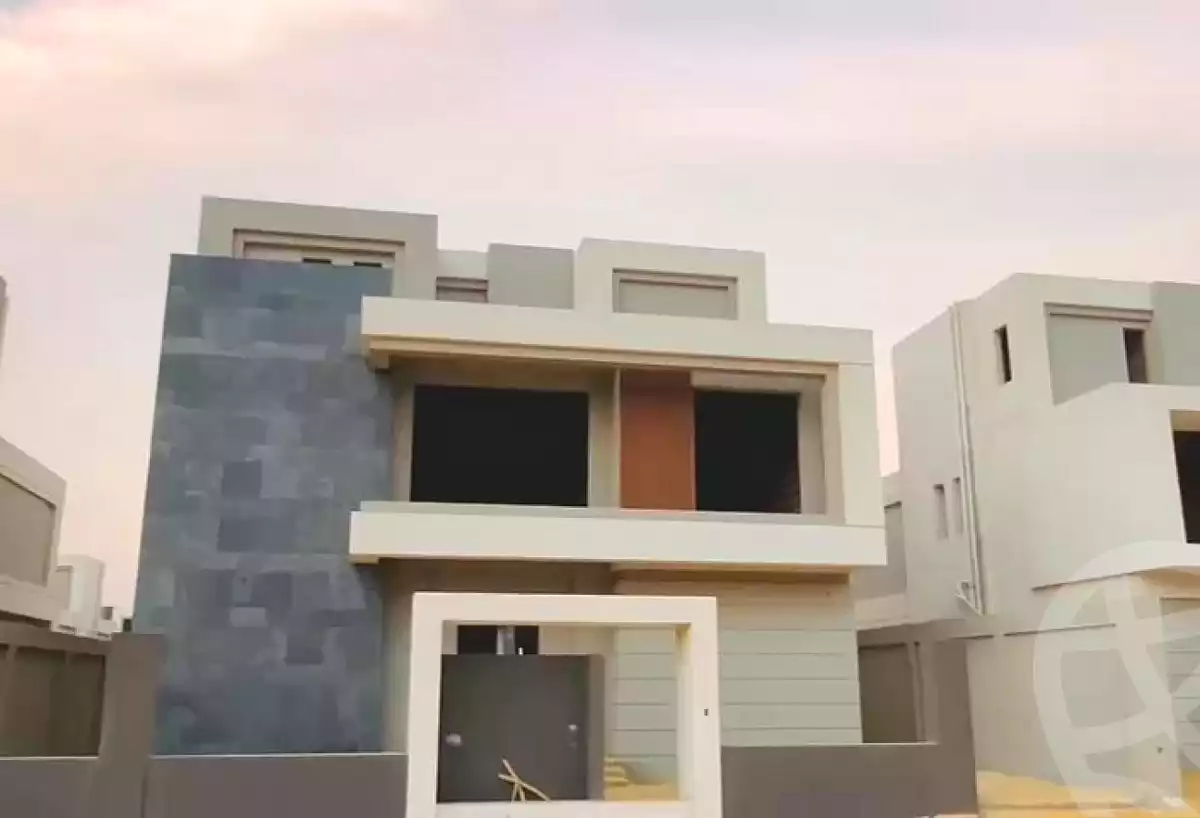 https://aqarmap.com.eg/ar/listing/6835501-for-sale-cairo-new-cairo-compounds-el-patio-town-compound-la-vista