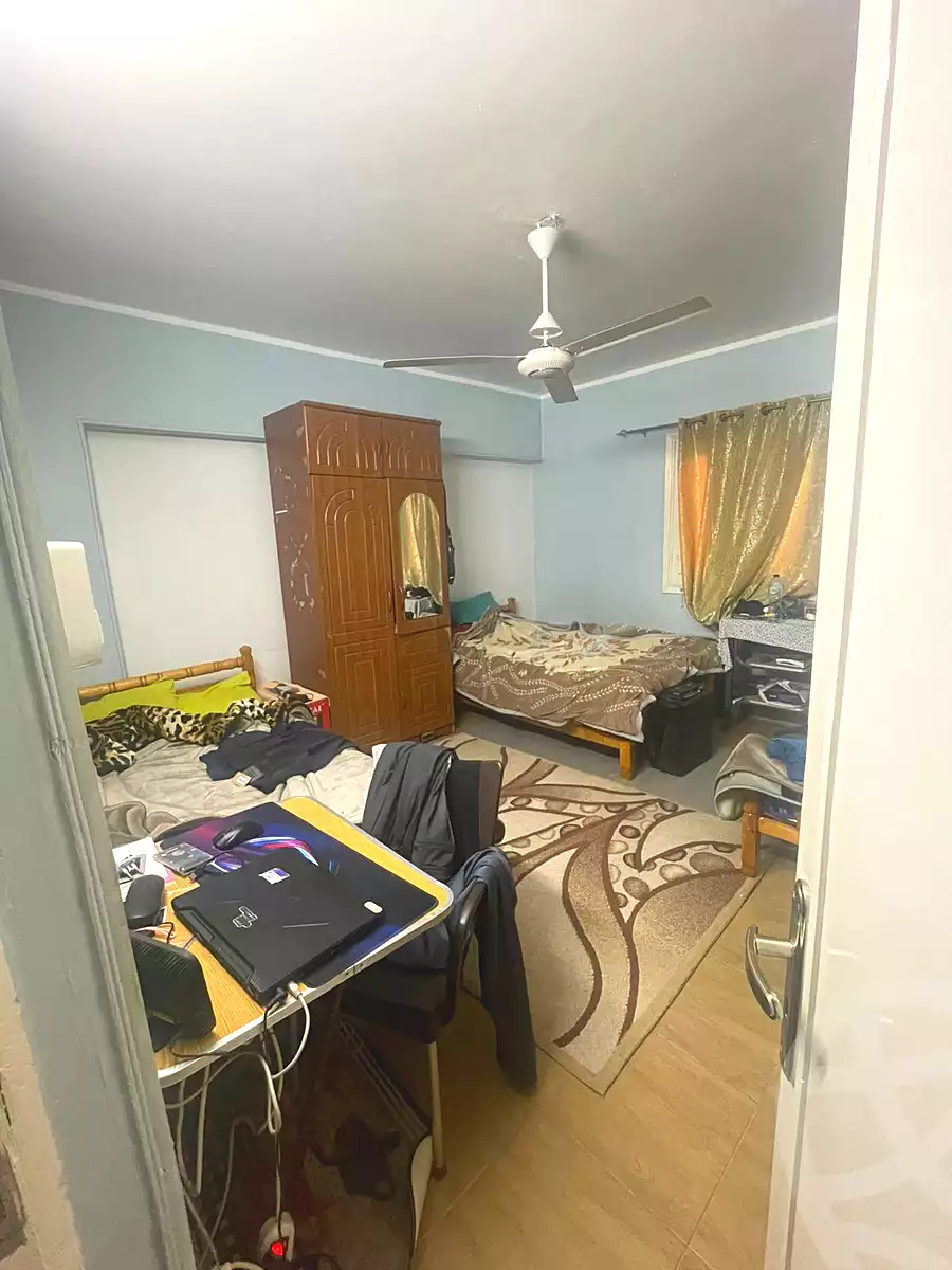 https://aqarmap.com.eg/ar/listing/6835601-for-sale-cairo-6th-of-october-el-ahyaa-neighborhood-1st-third-neighborhood