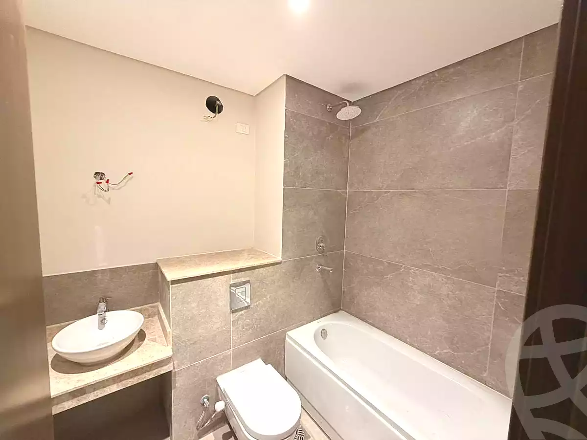https://aqarmap.com.eg/ar/listing/6835680-for-sale-cairo-el-sheikh-zayed-city-compounds-zyd-wr-llttwyr-z-tower