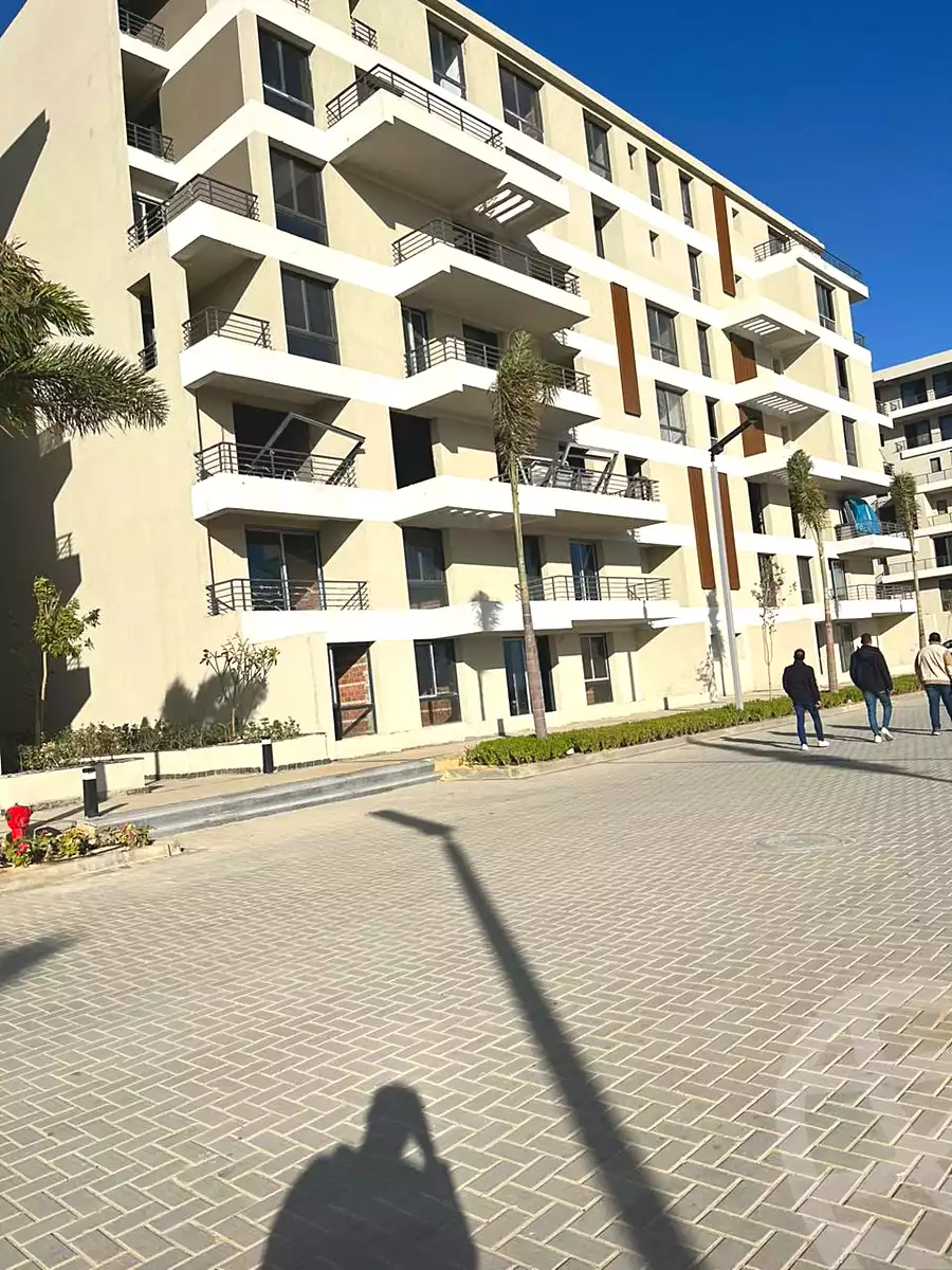 https://aqarmap.com.eg/en/listing/6835748-for-sale-alexandria-international-coastal-road-compounds-in-international-coastal-road-blm-hylz-lskndry