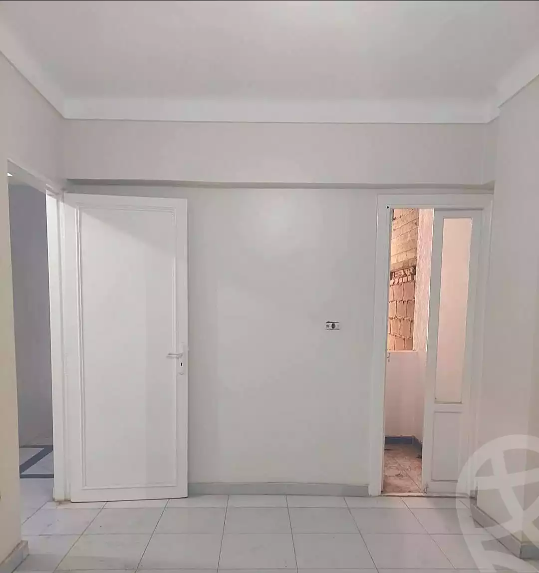 https://aqarmap.com.eg/en/listing/6836492-for-sale-alexandria-el-asafra-l-sfr-bhry