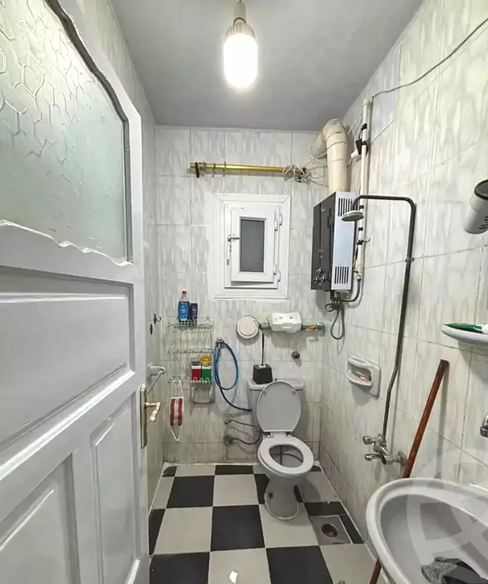 https://aqarmap.com.eg/en/listing/6836596-for-sale-alexandria-moharram-bey-othman-galal-st