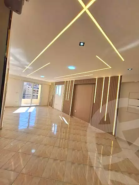 https://aqarmap.com.eg/ar/listing/6836727-for-sale-alexandria-sydy-bshr-sydy-bshr-bhry-shr-mhmwd-l-yswy