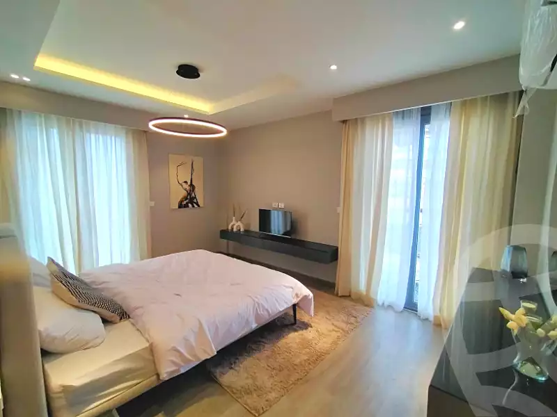 https://aqarmap.com.eg/en/listing/6836955-for-sale-cairo-el-sheikh-zayed-city-compounds-kmbwnd-fyldj-wyst-dr-llttwyr