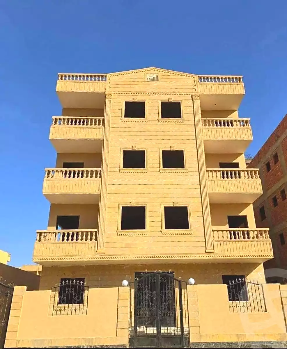 https://aqarmap.com.eg/ar/listing/6836978-for-sale-cairo-badr-city-hai-el-ashgar-featured-neighborhood-bait-el-watan