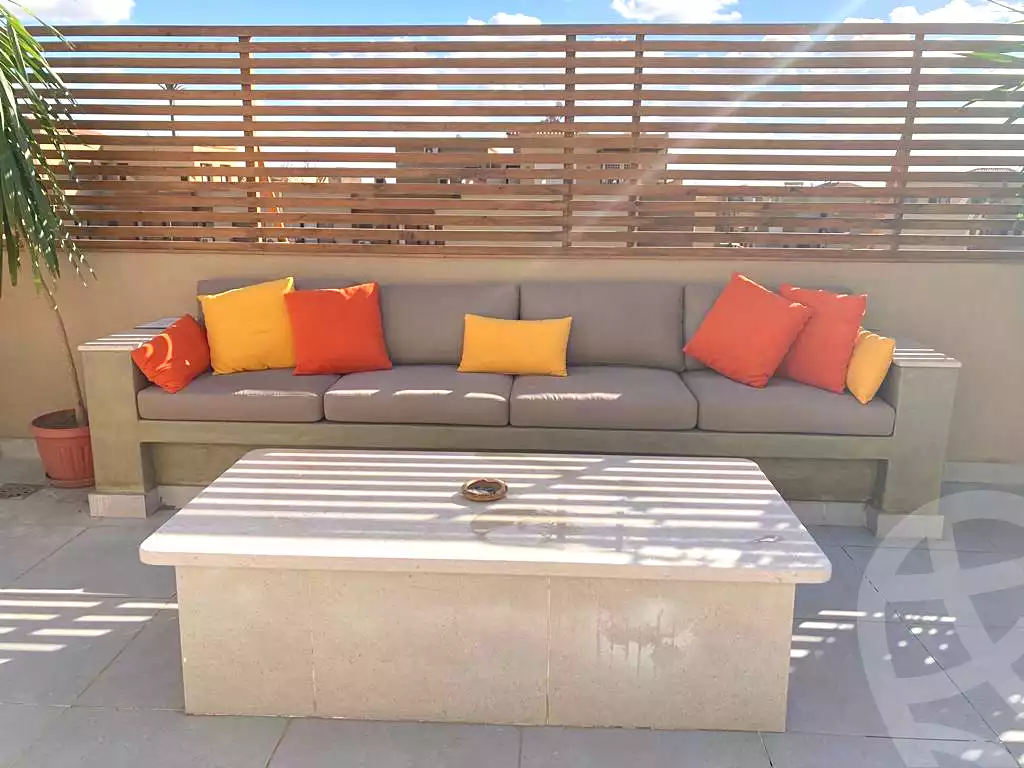 https://aqarmap.com.eg/ar/listing/6837107-for-rent-cairo-el-sheikh-zayed-city-compounds-beverly-hills