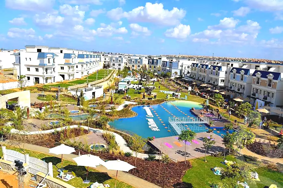 https://aqarmap.com.eg/ar/listing/6837185-for-rent-cairo-6th-of-october-compounds-mountain-view-chillout-park-mountain-view-lakeside