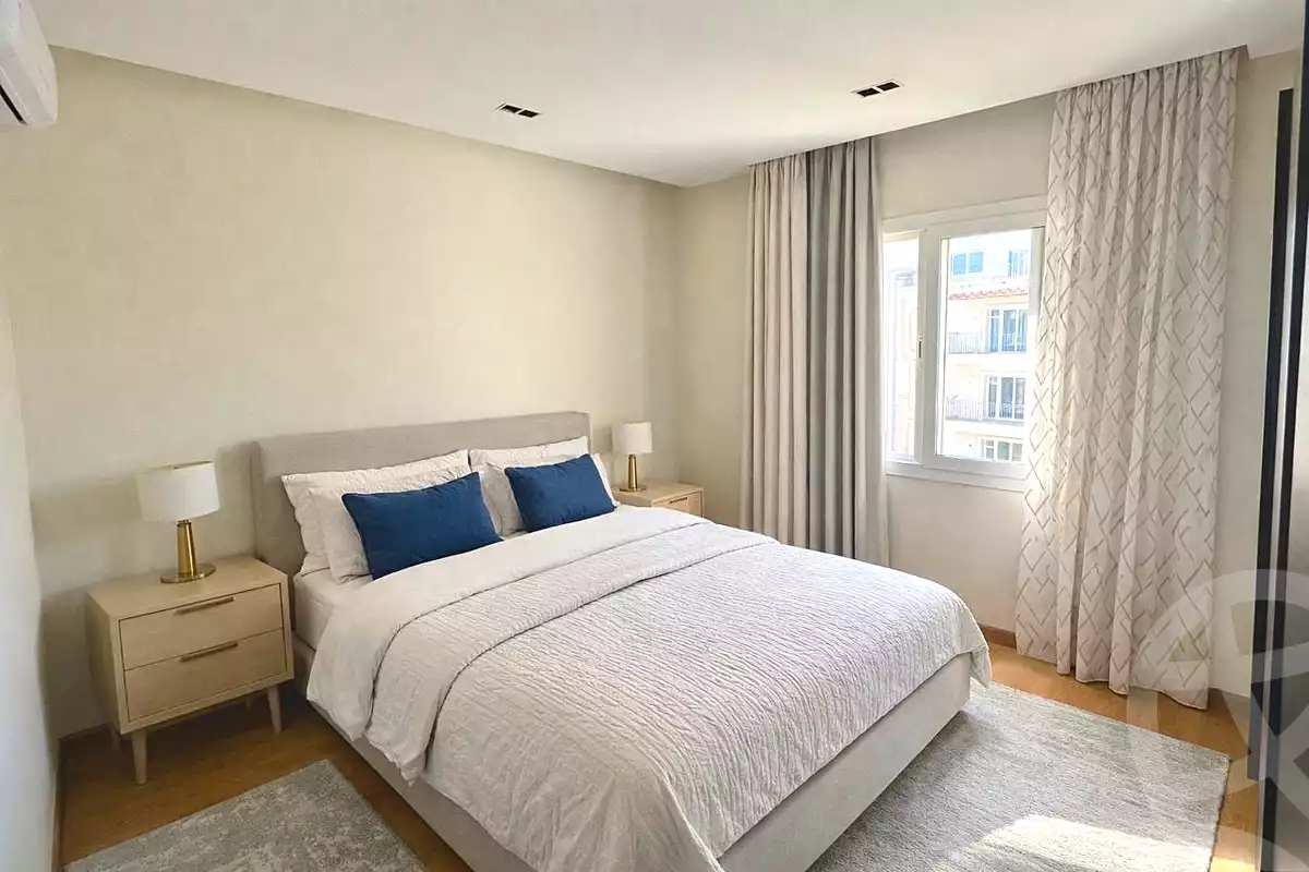https://aqarmap.com.eg/ar/listing/6837298-for-sale-cairo-6th-of-october-compounds-october-plaza