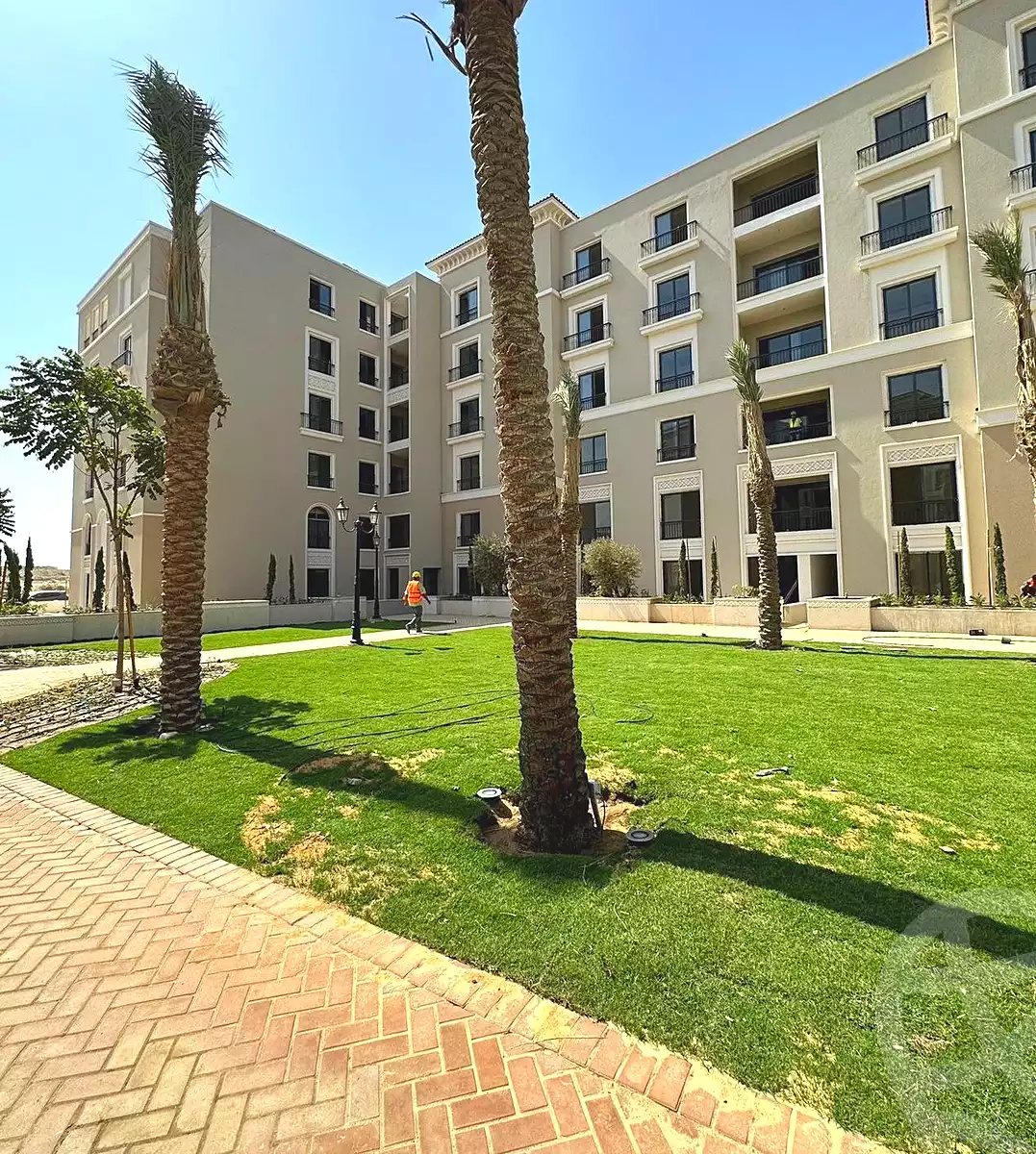 https://aqarmap.com.eg/en/listing/6837546-for-sale-cairo-el-sheikh-zayed-city-compounds-kmbwnd-fyldj-wyst-dr-llttwyr