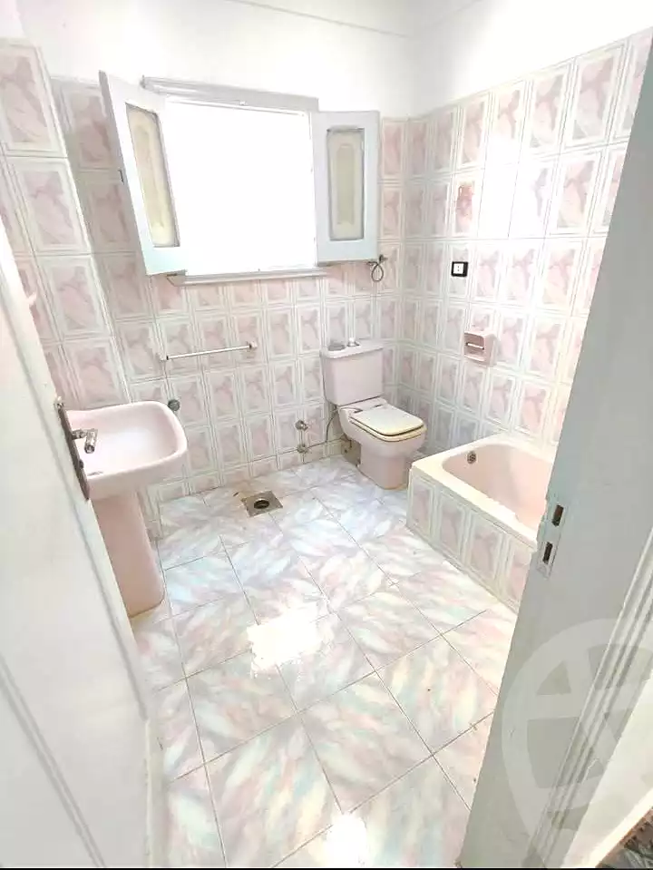 https://aqarmap.com.eg/en/listing/6837608-for-sale-alexandria-al-agamy-shataa-el-nakheel
