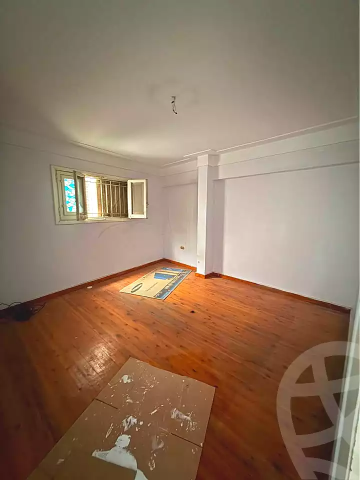 https://aqarmap.com.eg/ar/listing/6837831-for-sale-alexandria-sydy-bshr-sydy-bshr-bhry-khalil-hamada-st
