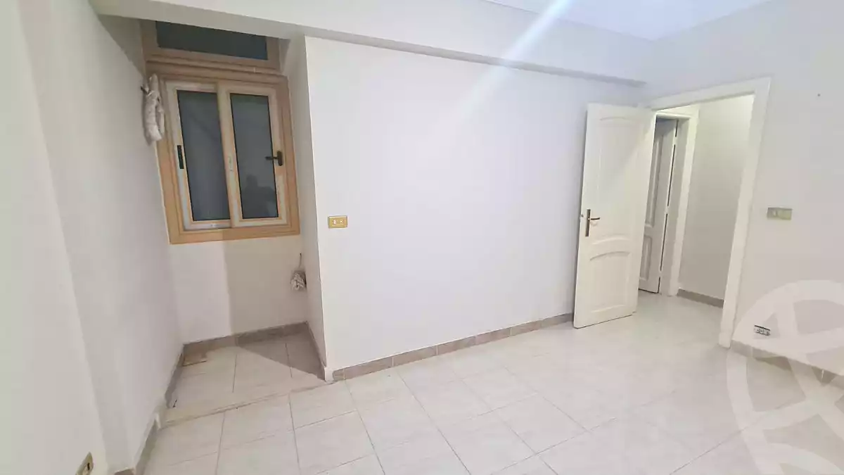 https://aqarmap.com.eg/ar/listing/6837938-for-sale-alexandria-smouha-tout-ankh-amoun-st