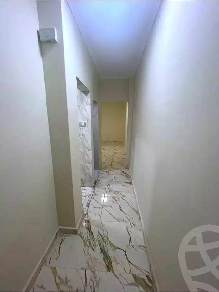 https://aqarmap.com.eg/ar/listing/6838029-for-sale-alexandria-sydy-bshr-sydy-bshr-bhry-shr-mhmwd-l-yswy