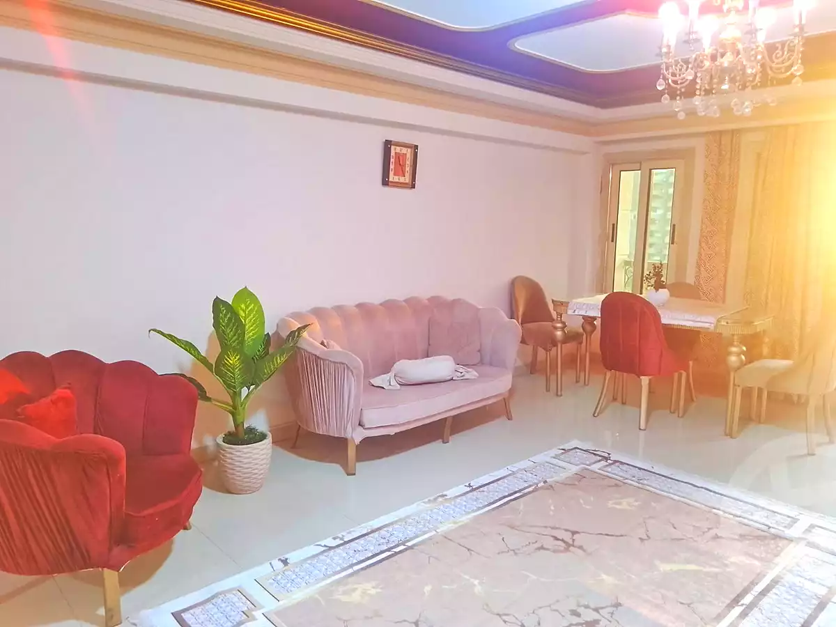 https://aqarmap.com.eg/ar/listing/6838135-for-rent-cairo-manial-el-rawda-st