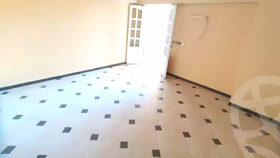 https://aqarmap.com.eg/ar/listing/6838191-for-sale-alexandria-lauran-mohammed-al-eqbal-st