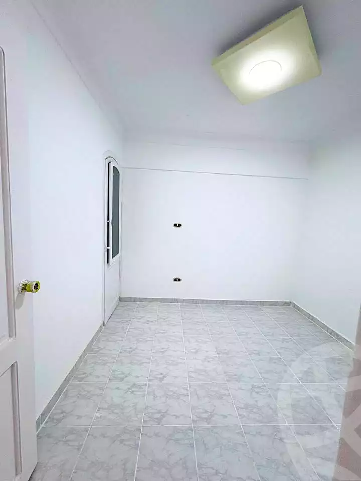 https://aqarmap.com.eg/ar/listing/6838259-for-sale-alexandria-al-agamy-shataa-el-nakheel