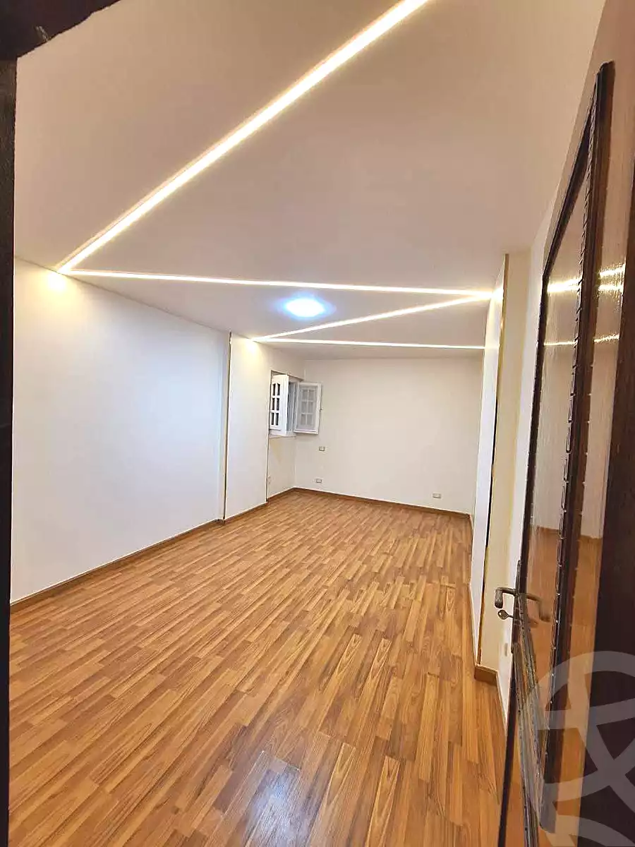 https://aqarmap.com.eg/ar/listing/6838276-for-sale-alexandria-sydy-bshr-sydy-bshr-bhry