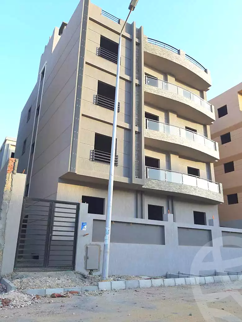 https://aqarmap.com.eg/ar/listing/6839115-for-sale-cairo-6th-of-october-el-tawsaat-el-shamalya-hy-2000-qt