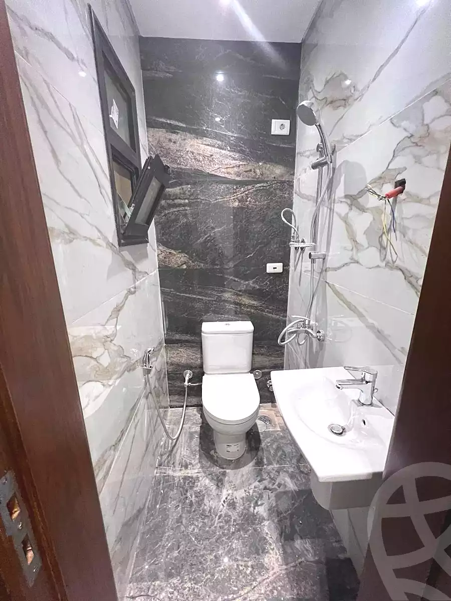 https://aqarmap.com.eg/ar/listing/6839141-for-rent-cairo-new-cairo-compounds-mivida-mivida-parcel