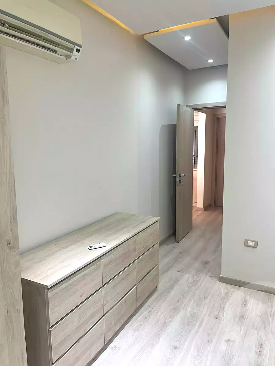 https://aqarmap.com.eg/en/listing/6839194-for-rent-cairo-new-cairo-compounds-lakeview-residence
