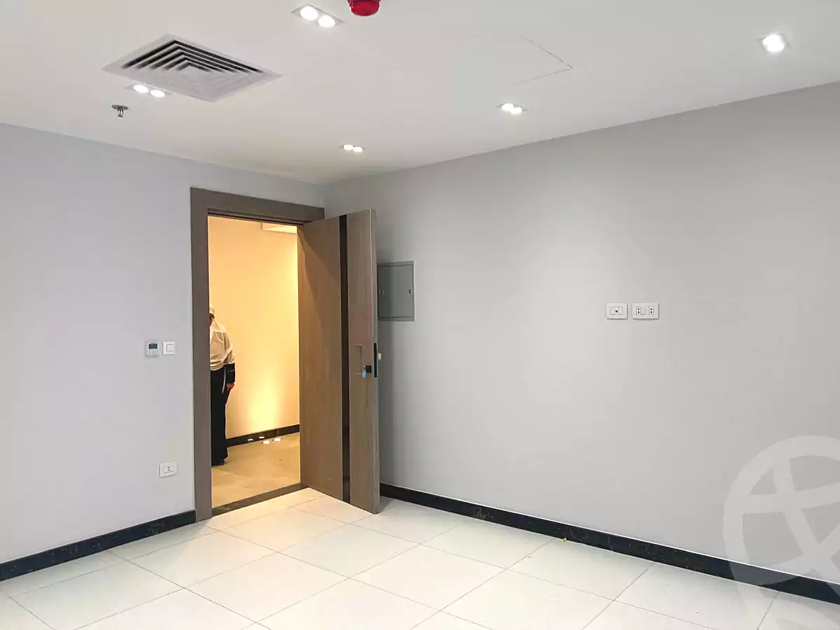 https://aqarmap.com.eg/ar/listing/6839349-for-rent-cairo-el-sheikh-zayed-city-compounds-central-avenue-mall-mabany-edris
