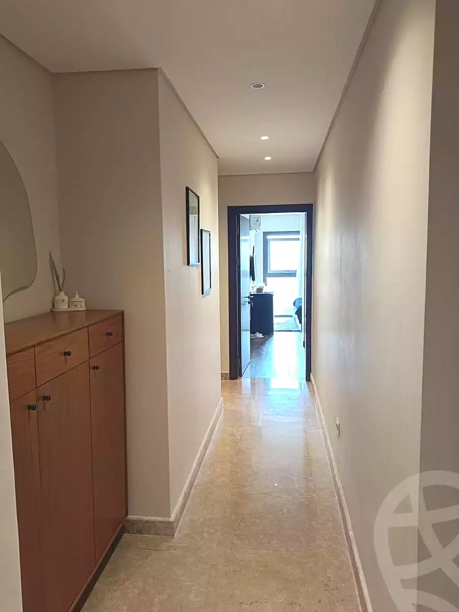 https://aqarmap.com.eg/ar/listing/6839356-for-sale-cairo-el-sheikh-zayed-city-compounds-zyd-wr-llttwyr-z-tower