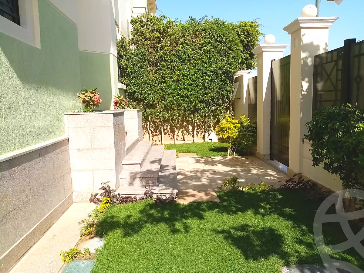 https://aqarmap.com.eg/en/listing/6839702-for-sale-cairo-new-cairo-compounds-el-deyar-mokhabarat