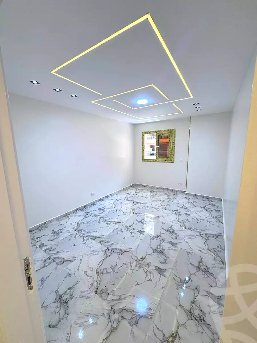 https://aqarmap.com.eg/ar/listing/6839835-for-sale-alexandria-sydy-bshr-sydy-bshr-bhry-khalil-hamada-st
