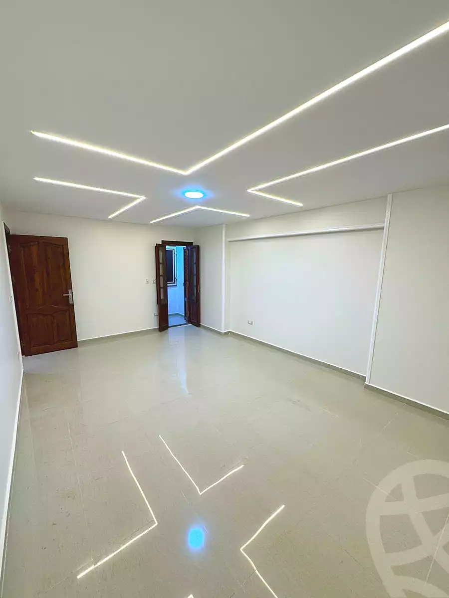 https://aqarmap.com.eg/ar/listing/6839852-for-sale-alexandria-sydy-bshr-sydy-bshr-bhry-shr-mhmwd-l-yswy