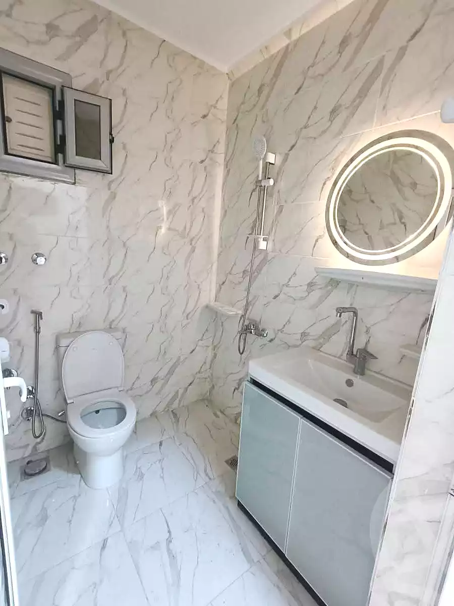 https://aqarmap.com.eg/en/listing/6840281-for-sale-alexandria-al-agamy-lbytsh-shahr-al-assal-st