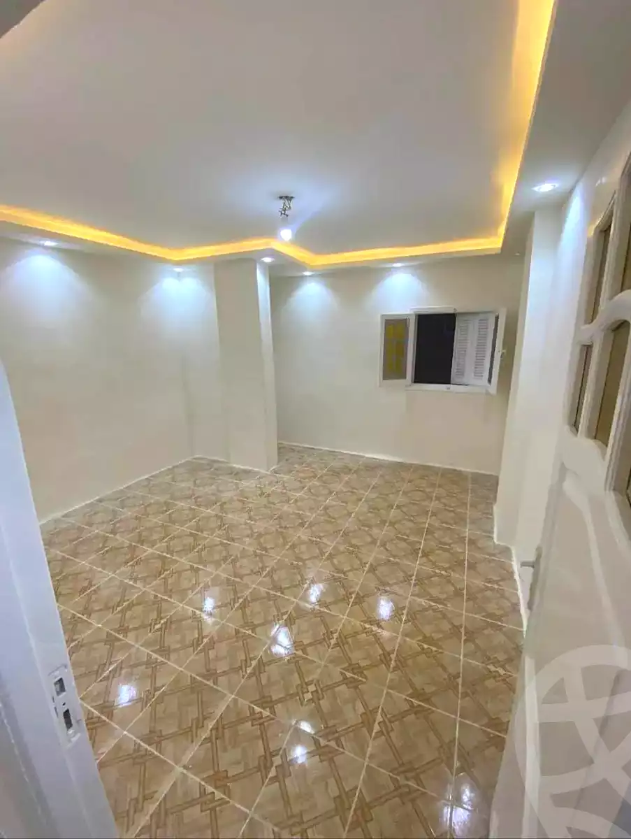 https://aqarmap.com.eg/ar/listing/6840288-for-sale-alexandria-al-agamy-lbytsh-el-saleheen-mosque-st