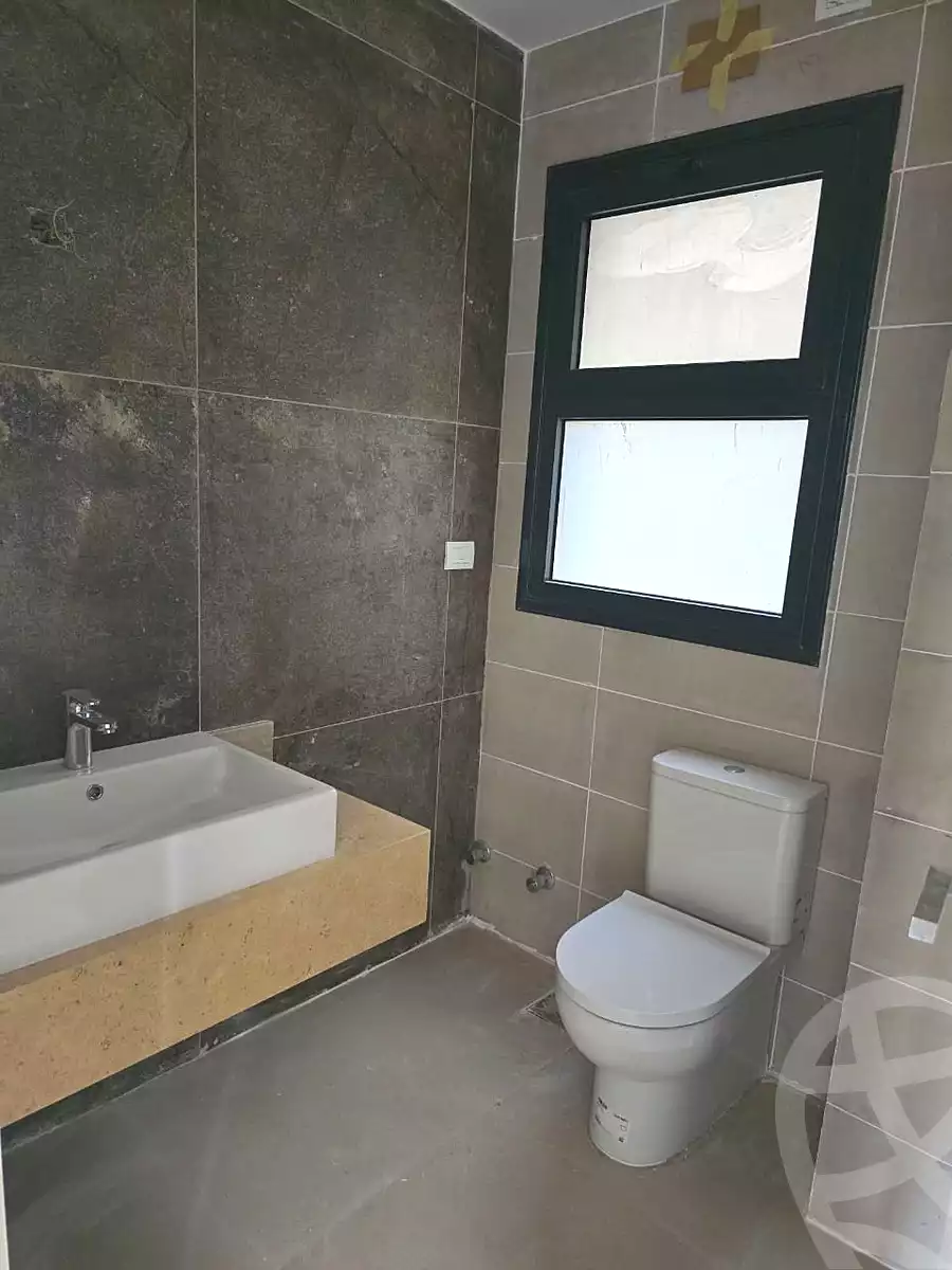 https://aqarmap.com.eg/en/listing/6840870-for-sale-cairo-el-sheikh-zayed-city-compounds-kmbwnd-fyldj-wyst-dr-llttwyr