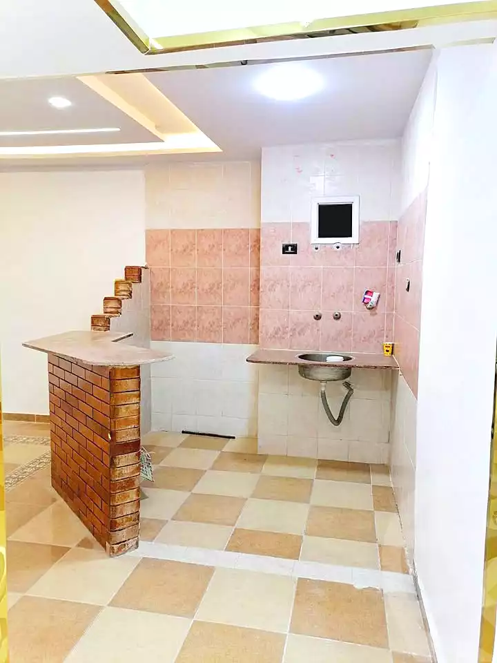 https://aqarmap.com.eg/ar/listing/6841467-for-sale-alexandria-al-agamy-shataa-el-nakheel-no-8-st