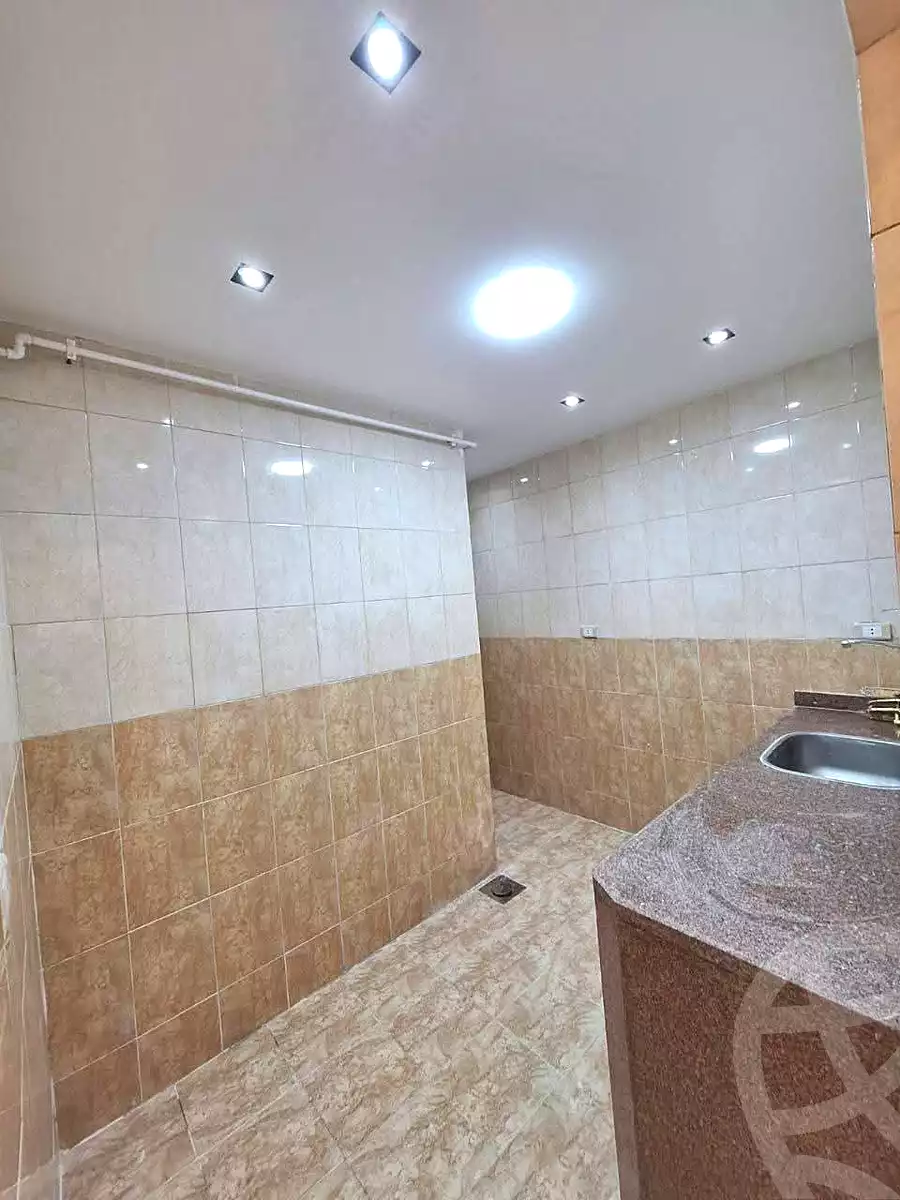 https://aqarmap.com.eg/ar/listing/6841891-for-sale-alexandria-sydy-bshr-sydy-bshr-bhry-shr-mhmwd-l-yswy