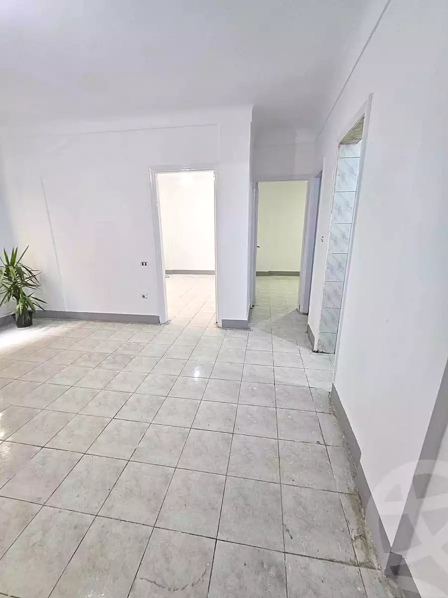 https://aqarmap.com.eg/ar/listing/6841908-for-sale-alexandria-sydy-bshr-sydy-bshr-bhry-amr-el-nogomy-st