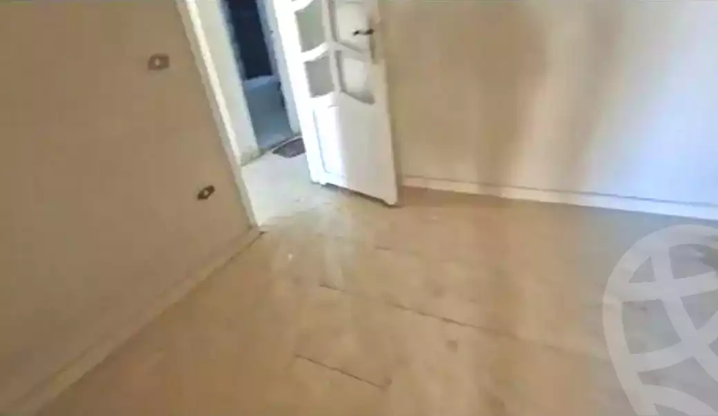 https://aqarmap.com.eg/ar/listing/6842270-for-sale-alexandria-sydy-bshr-sydy-bshr-bhry-ali-hipa-st