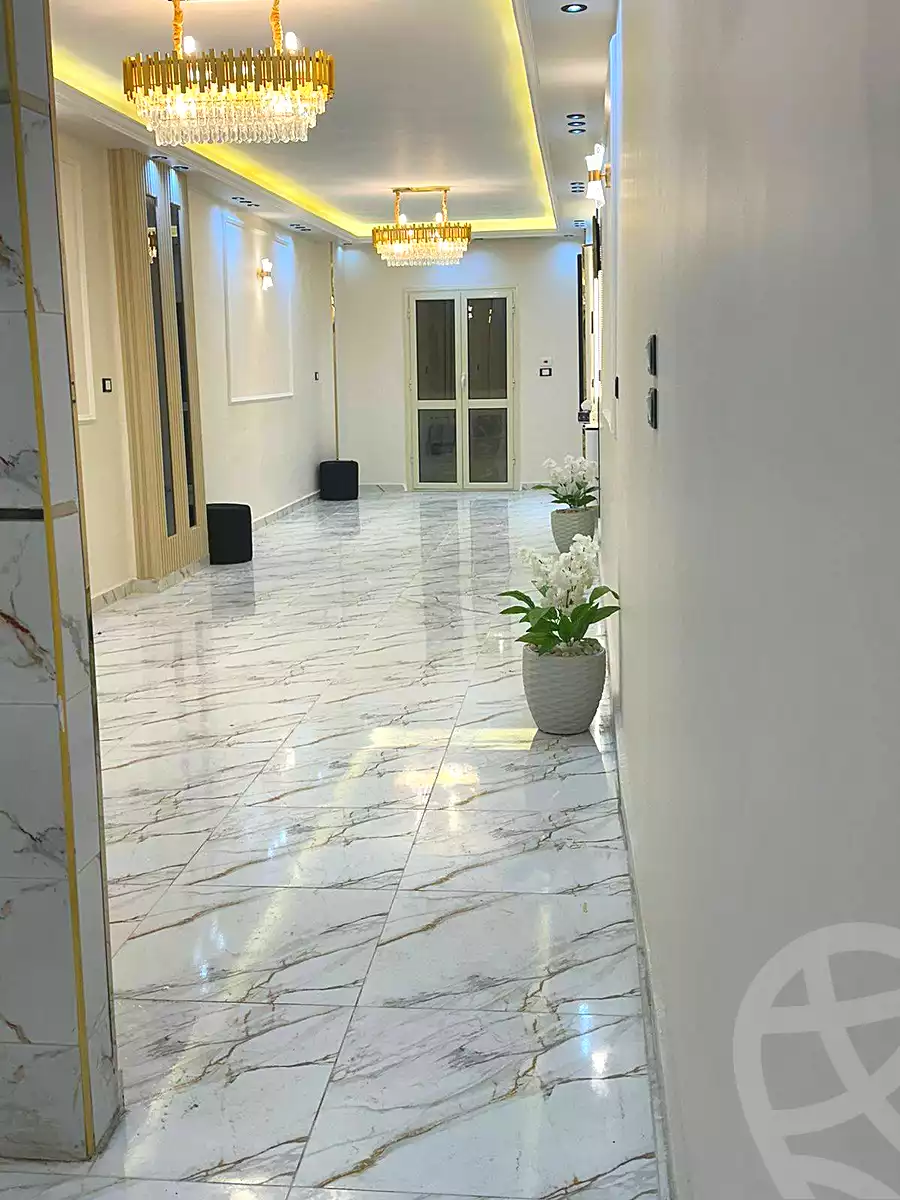 https://aqarmap.com.eg/ar/listing/6842397-for-sale-cairo-ain-shams-ahmed-esmat-st