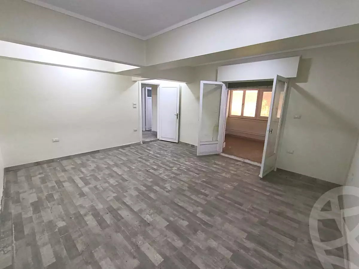 https://aqarmap.com.eg/en/listing/6842676-for-sale-alexandria-fleming