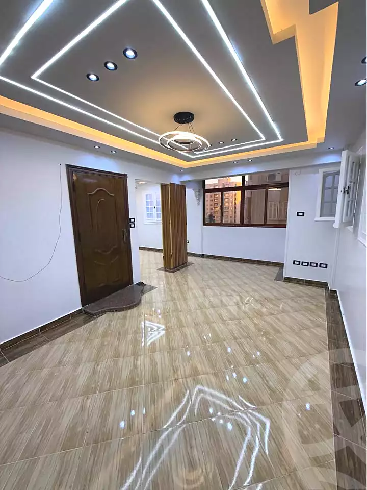 https://aqarmap.com.eg/ar/listing/6842696-for-sale-alexandria-el-asafra-l-sfr-bhry