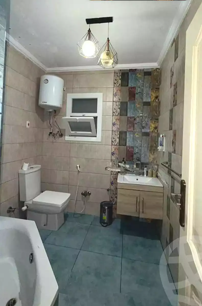 https://aqarmap.com.eg/ar/listing/6842719-for-sale-alexandria-sydy-bshr-sydy-bshr-bhry-shr-mhmwd-l-yswy