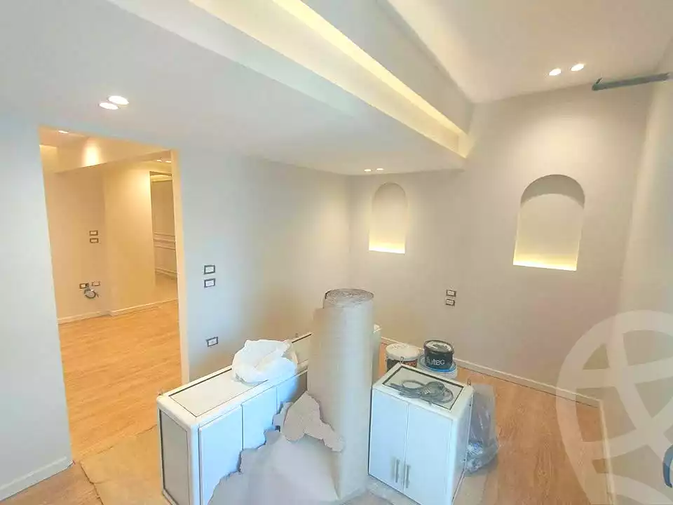 https://aqarmap.com.eg/en/listing/6842753-for-sale-alexandria-moharram-bey-erfan-st