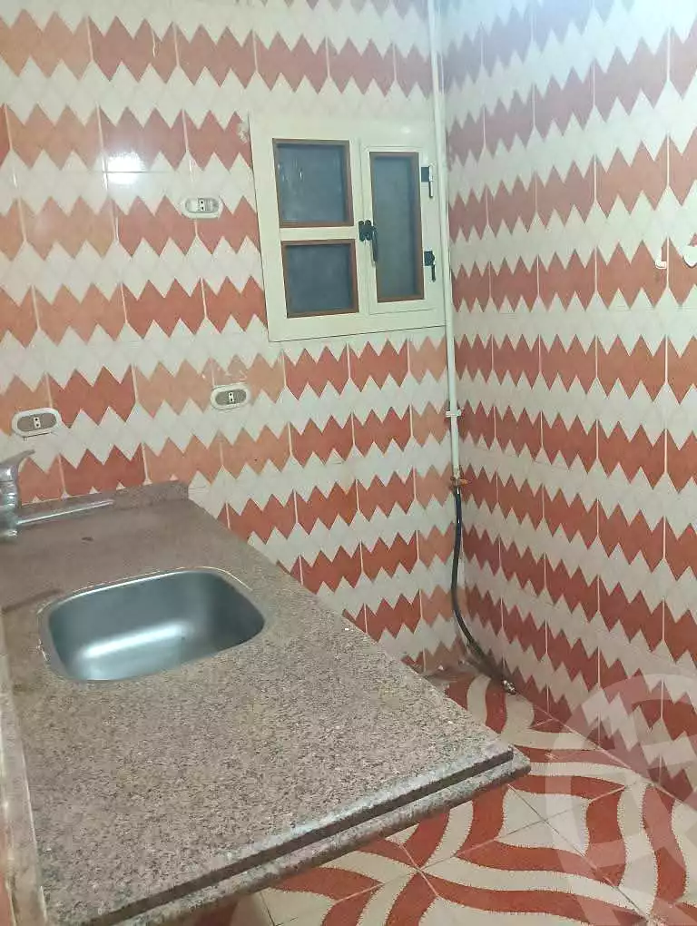 https://aqarmap.com.eg/ar/listing/6843014-for-rent-alexandria-al-agamy-bw-ywsf