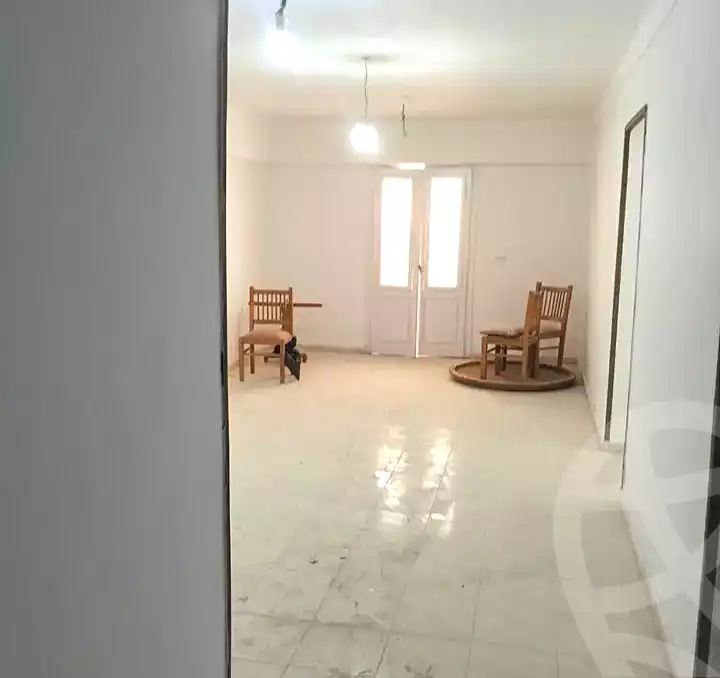 https://aqarmap.com.eg/ar/listing/6843075-for-sale-alexandria-al-agamy-el-hanouvel-al-asdakaa-st