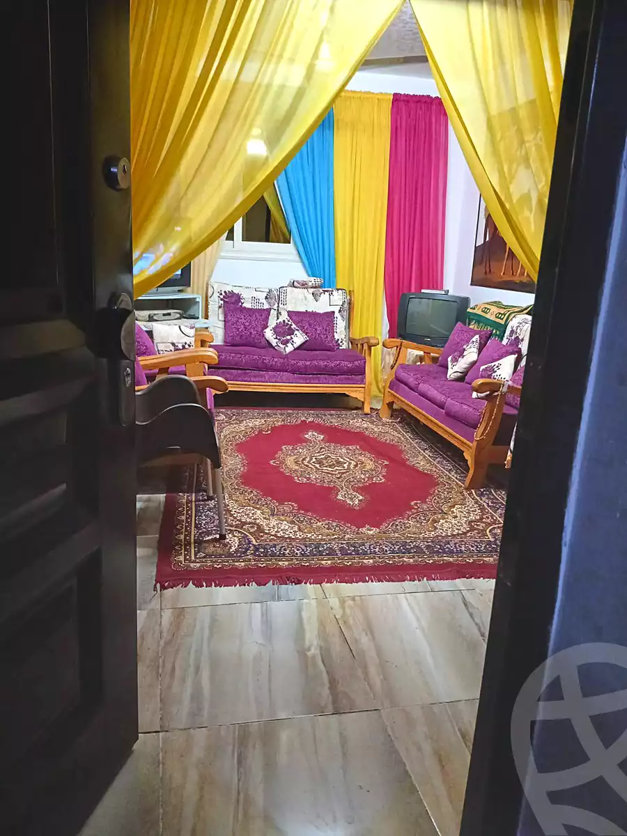https://aqarmap.com.eg/ar/listing/6843369-for-sale-cairo-ain-shams-ain-shams-el-sharkia-el-zahraa-st